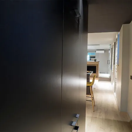 Homely Jinetes Loft Con Opcion A Parking Apartment